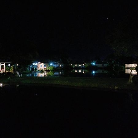Bueng Pai Farm บึงปายฟาร์ม Exterior foto